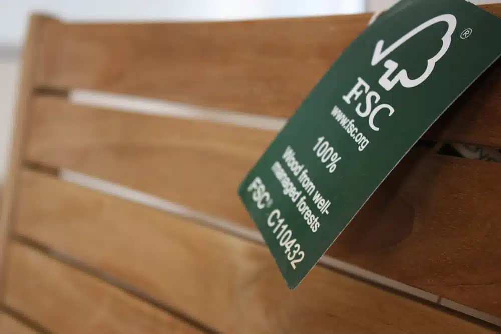 Có chứng nhận FSC rồi có được sử dụng logo FSC tùy ý không?